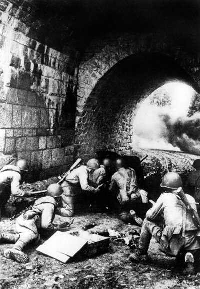 Russian Soldiers in Action Near Riga, Latvia, 1944 by Unbekannt
