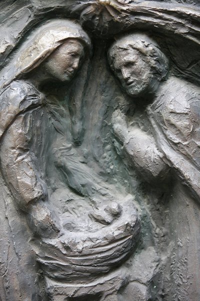 Saint-Pierre de Montmartre Church: Notre Dame Door Sculpture: Nativity, Paris, France by Unbekannt