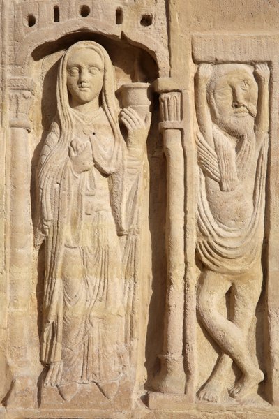 Saint Denis Basilica, Central Portal: The Wise Virgin, Saint-Denis, France by Unbekannt