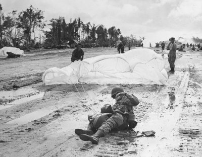 Second World War: Noemfoor Island (Pacific) July 3 by Unbekannt