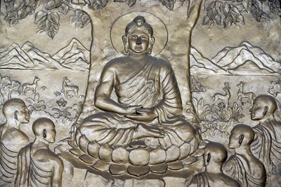 Shakyamuni Buddha Preaching the Sermon - The Wheel of Law - to His Five Disciples, Ho Chi Minh City, Vietnam by Unbekannt