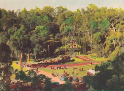 Shrine of Remembrance, Araluen, c1947 by Unbekannt