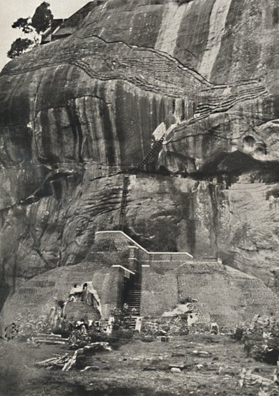 Sigiri, Northern Ascent Side, The So-Called Lion