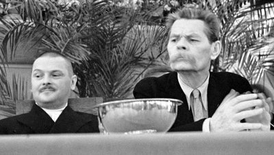 Soviet politician Andrei Zhdanov and Russian author Maxim Gorky by Unbekannt
