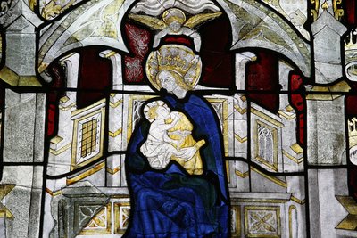 Stained Glass Window at Collegiale Notre-Dame des Marais: Virgin and Child, Villefranche-sur-Saone, France by Unbekannt