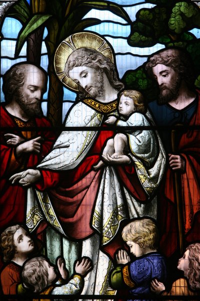 Stained glass window depicting Jesus welcoming children, Billingshurst, United Kingdom by Unbekannt