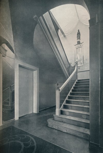 Staircase and Hall of Finella by Architect Raymond McGrath, 1930 by Unbekannt