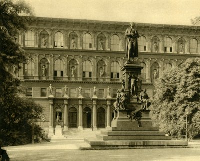 The Academy of Fine Arts and Schiller Monument, Vienna, Austria by Unbekannt