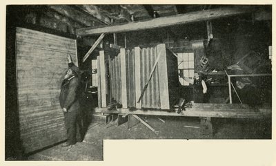 The Camera in the Workshop - Showing the Size of the Plate Holder by Unbekannt