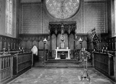 The Chancel, Catholic Apostolic Church, Albury Park, Surrey, 1904 by Unbekannt