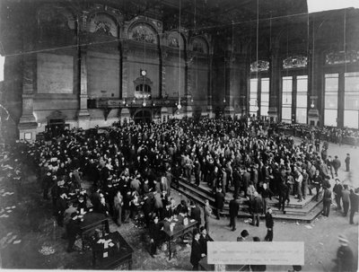 The Chicago Board of Trade in Session by Unbekannt