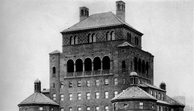 The Fraternity Clubs Building, New York City, 1924 by Unbekannt