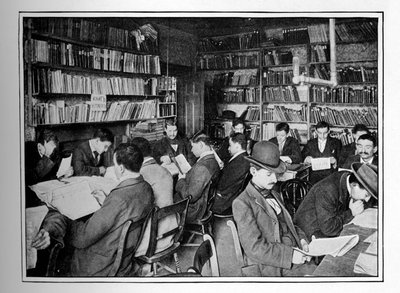 The Free Russian Library and Reading Room, 15 Whitechapel Road, Stepney, London by Unbekannt