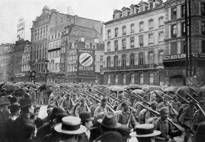 The German army marching through Brussels, First World War, c. 1914-1920 by Unbekannt
