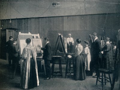 The Glasgow School of Art, One of the Life Rooms, c1900 by Unbekannt