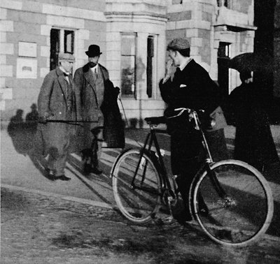 The Grand Duke Michael of Russia Leaving Ballater Station, 1900 by Unbekannt