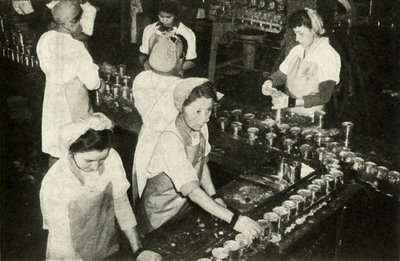 The Great Salmon Industry - Indian girls working in the canning department, c1948 by Unbekannt