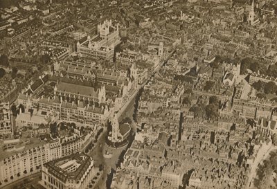 The Lair of the Law as Few Londoners Ever See It: The Temple and the Courts of Justice by Unbekannt
