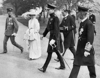 The Prince of Wales with the Empress and Crown Prince of Japan, Tokyo by Unbekannt