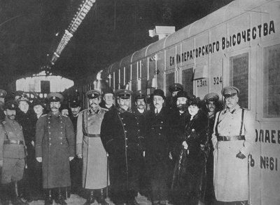 The Russian Minister of War inspecting a Red Cross train leaving for the front, 1915 by Unbekannt