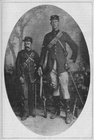 The Smallest Man and the Biggest Man in the Boer Army by Unbekannt