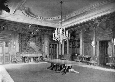 The State Dining-room at the White House, Washington DC, USA, 1908 by Unbekannt