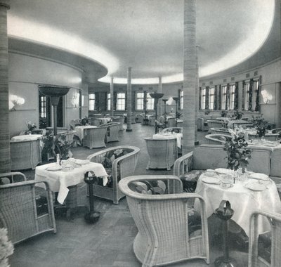 The Tea Lounge of the Conte Di Savoia, 1933 by Unbekannt