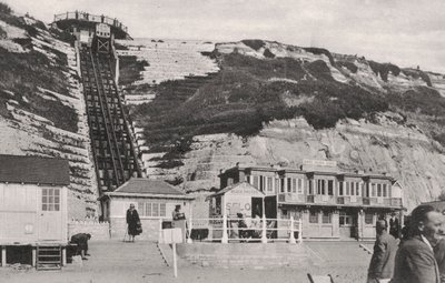The cliff lift at Bournemouth, Dorset by Unbekannt