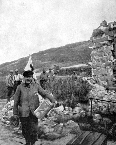 The Mayor of Ablain-Saint-Nazaire in the Ruins of the Commune by Unbekannt