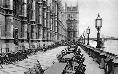 The terrace of the House of Commons, London by Unbekannt