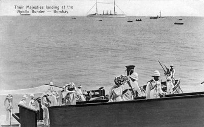 Their Majesties landing at the Apollo Bunder, Bombay, India by Unbekannt