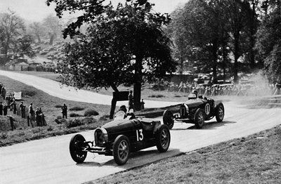 Thrilling Racing in Rural England: Bugattis at Donington by Unbekannt