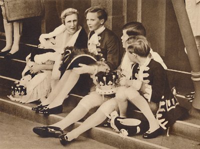 Tired Out, 1937 by Unbekannt