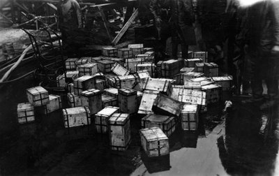 Transportation of £14,000,000 of bullion on the British battleship HMS Malaya by Unbekannt