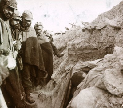 Trenches in the front line, Tahure, northern France by Unbekannt