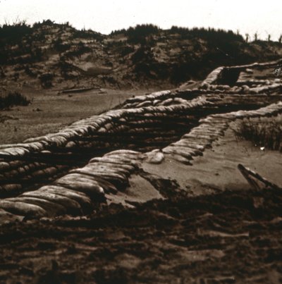 Trenches in the shelter of the dunes, Nieuwpoort, Flanders, Belgium, c1914-c1918 by Unbekannt