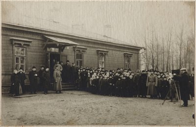 Waiting for removal of Leo Tolstoy