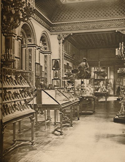What Londoners Used To Wear Displayed at Lancaster House by Unbekannt