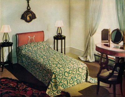 Woven Cotton Bedspread by Vantona Textiles Ltd. by Unbekannt
