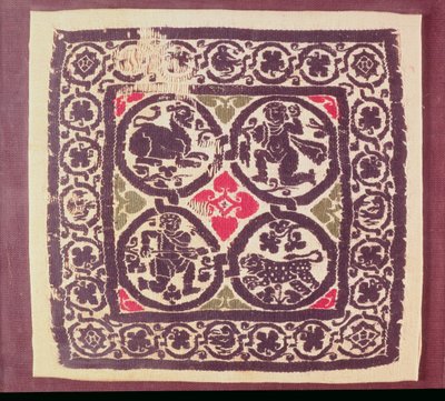 East Roman Empire tapestry showing wild beast hunt, excavated from burial grounds at Akhmim, 3rd-7th century by Unbekannt Unbekannt