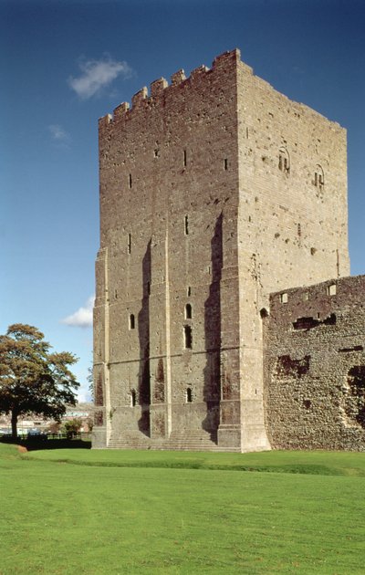 Exterior view of the keep, Portchester Castle, Hampshire, built c.1160-72 by Unbekannt Unbekannt