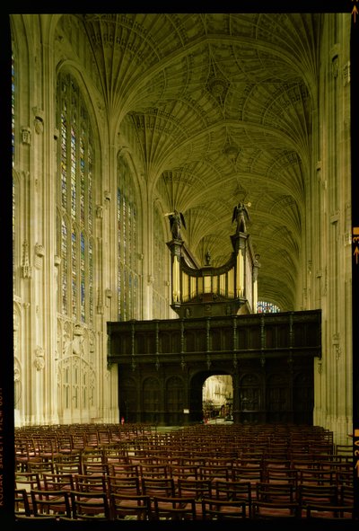 Kings College Chapel, Interior view showing fan vaulting and organ, Cambridge, UK by Unbekannt Unbekannt