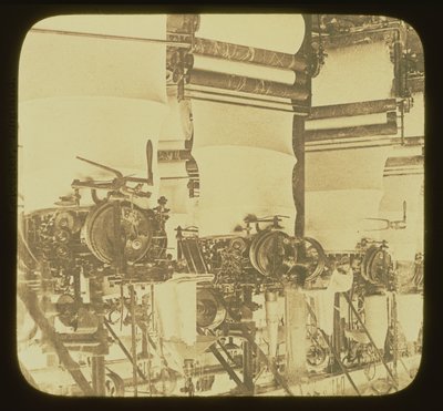 Knitting Machines at work in the Wolsey Woollen Factory, Leicestershire, c.1850 by Unbekannt Unbekannt