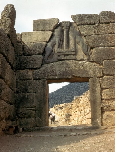 Lion Gate over the entrance to the Palace of Mycenae, Greece, 15th century BC by Unbekannt Unbekannt