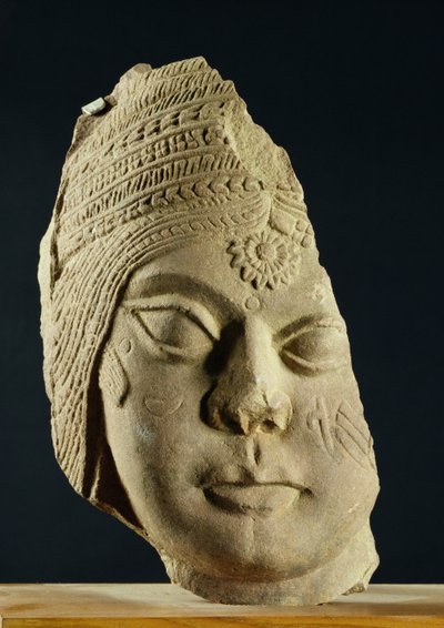 Red Sandstone Head of Yakshi, Bharhut, 2nd Century BC by Unbekannt Unbekannt