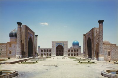 Registan, with the three Mohammedan religious colleges (madrasahs) by Unbekannt Unbekannt