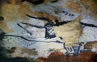 Rock Painting of a Bull with Long Horns, the Hall of Bulls by Unbekannt Unbekannt
