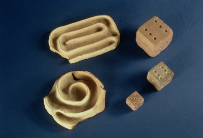 Sandstone Dice and Terracotta Maze Game, Harappa, 2300-1750 BC by Unbekannt Unbekannt