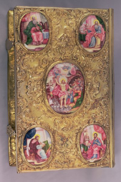 Altar Gospel of Elaborately Worked Silver Inset with Enamel Medallions, the Central One Depicting the Resurrection, with Four Corner Medallions Depicting the Four Evangelists, by Pyotr Afinogenov, Moscow by Unbekannt
