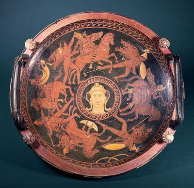 Apulian red-figure patera with scenes of the Greeks fighting the Amazons, Greek, made in southern Italy, 4th century BC, attributed to the Baltimore Painter by Unbekannt